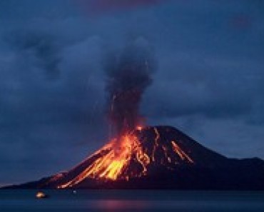 Wulkany-wrzesien-krakatau